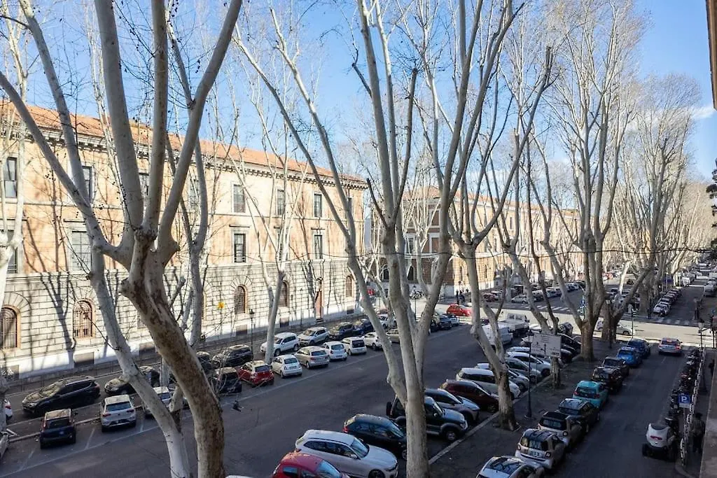 New! Giulio Cesare Apartment Rome Italy